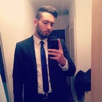 Naveed's avatar